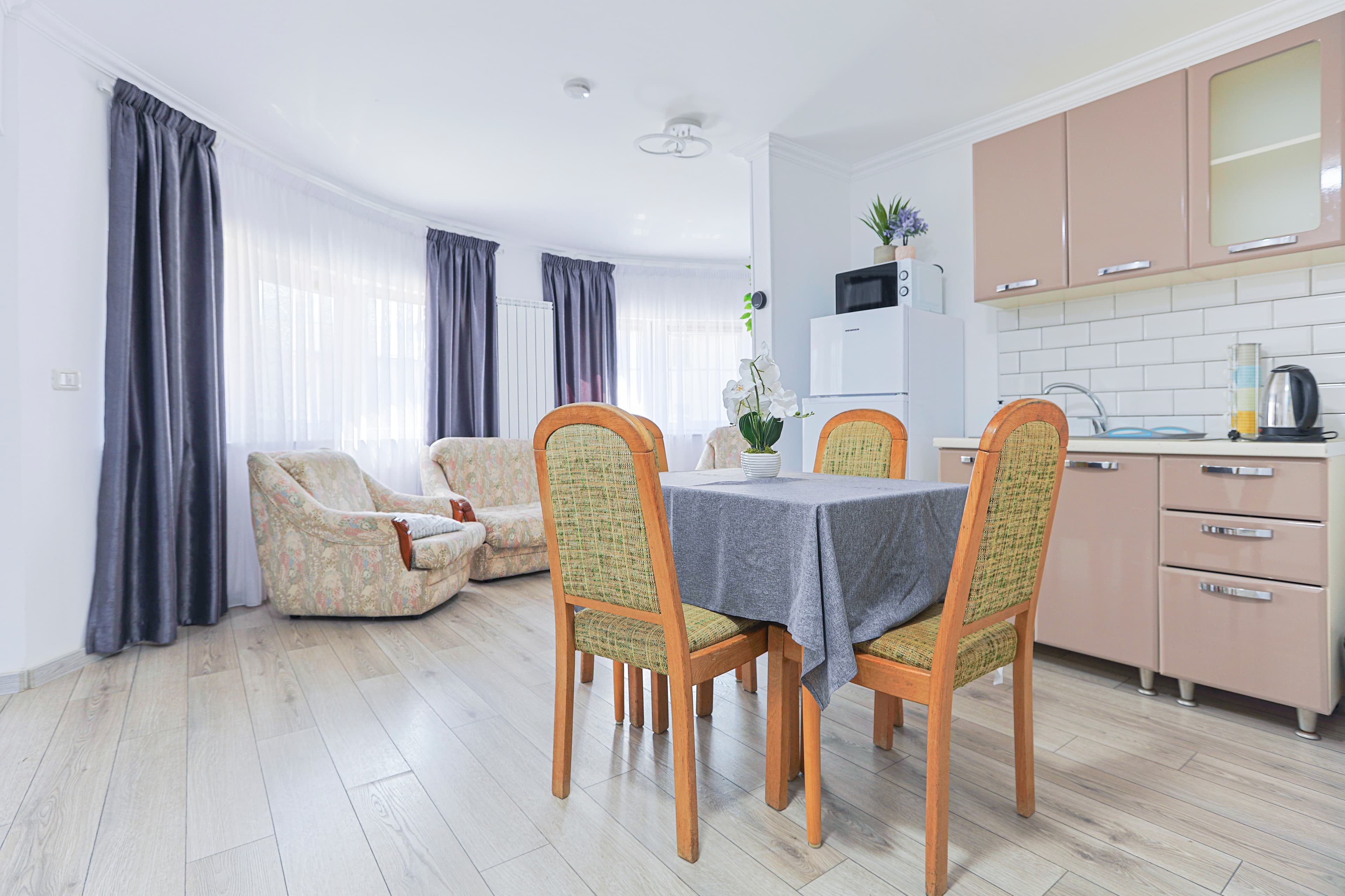 Apartament 1 Vila Vaias Aparts Târgu Neamț — interior 5